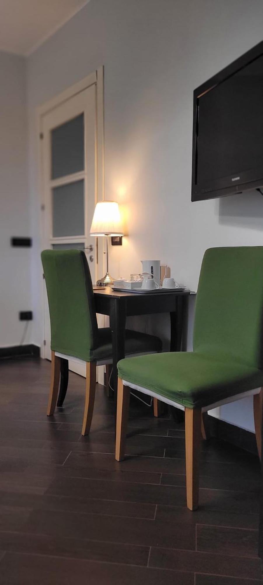 XX Miglia Rooms & Apartments คาตาเนีย ภายนอก รูปภาพ