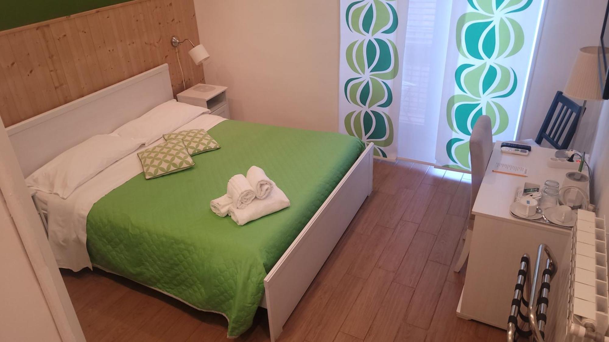 XX Miglia Rooms & Apartments คาตาเนีย ภายนอก รูปภาพ